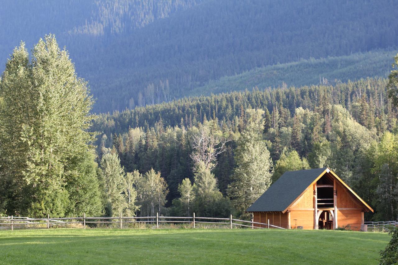 Bear Claw Lodge Kispiox Экстерьер фото