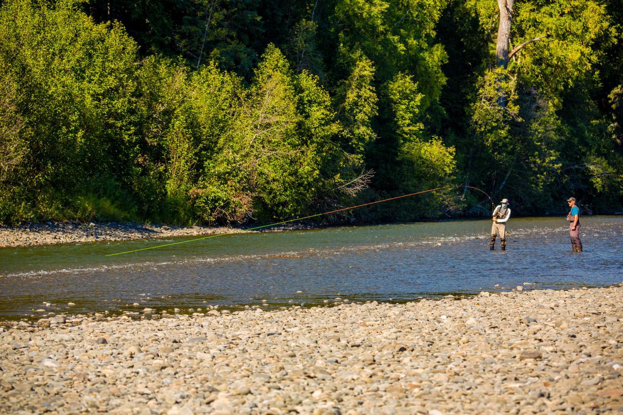 Bear Claw Lodge Kispiox Экстерьер фото