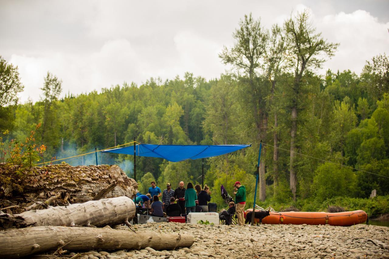 Bear Claw Lodge Kispiox Экстерьер фото