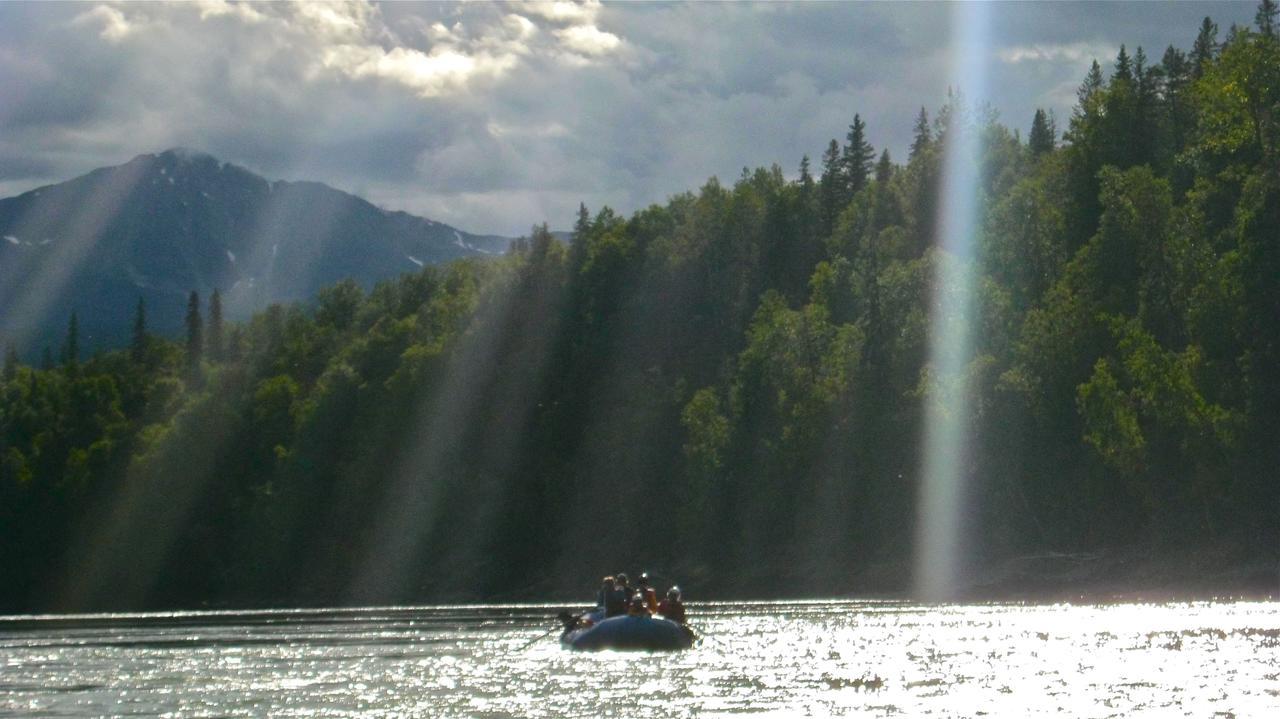 Bear Claw Lodge Kispiox Экстерьер фото