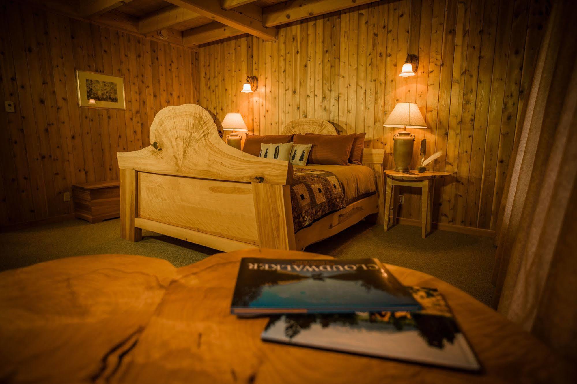 Bear Claw Lodge Kispiox Экстерьер фото