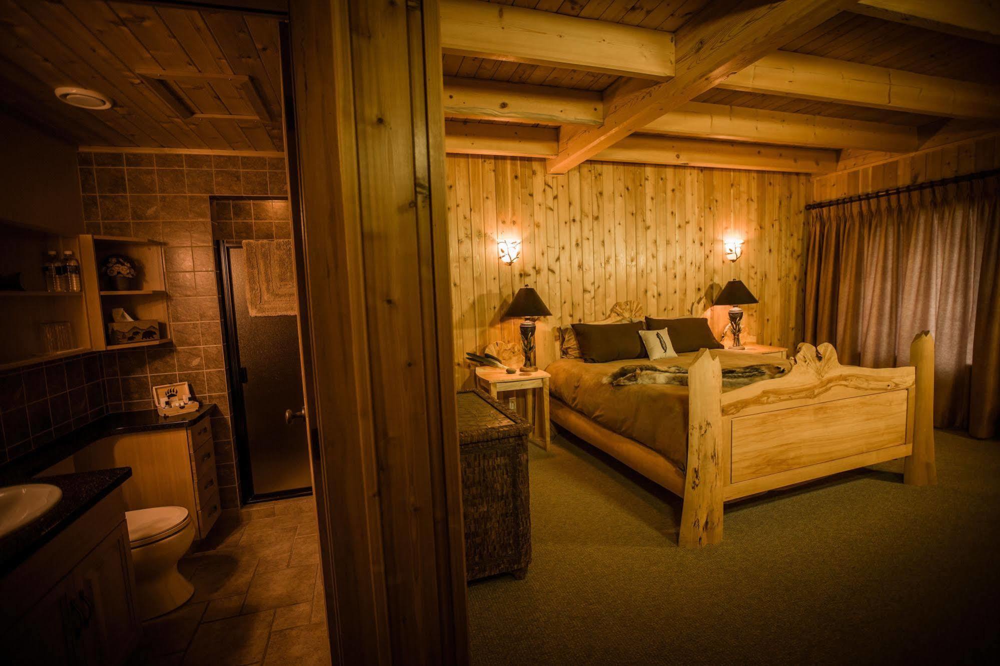 Bear Claw Lodge Kispiox Экстерьер фото