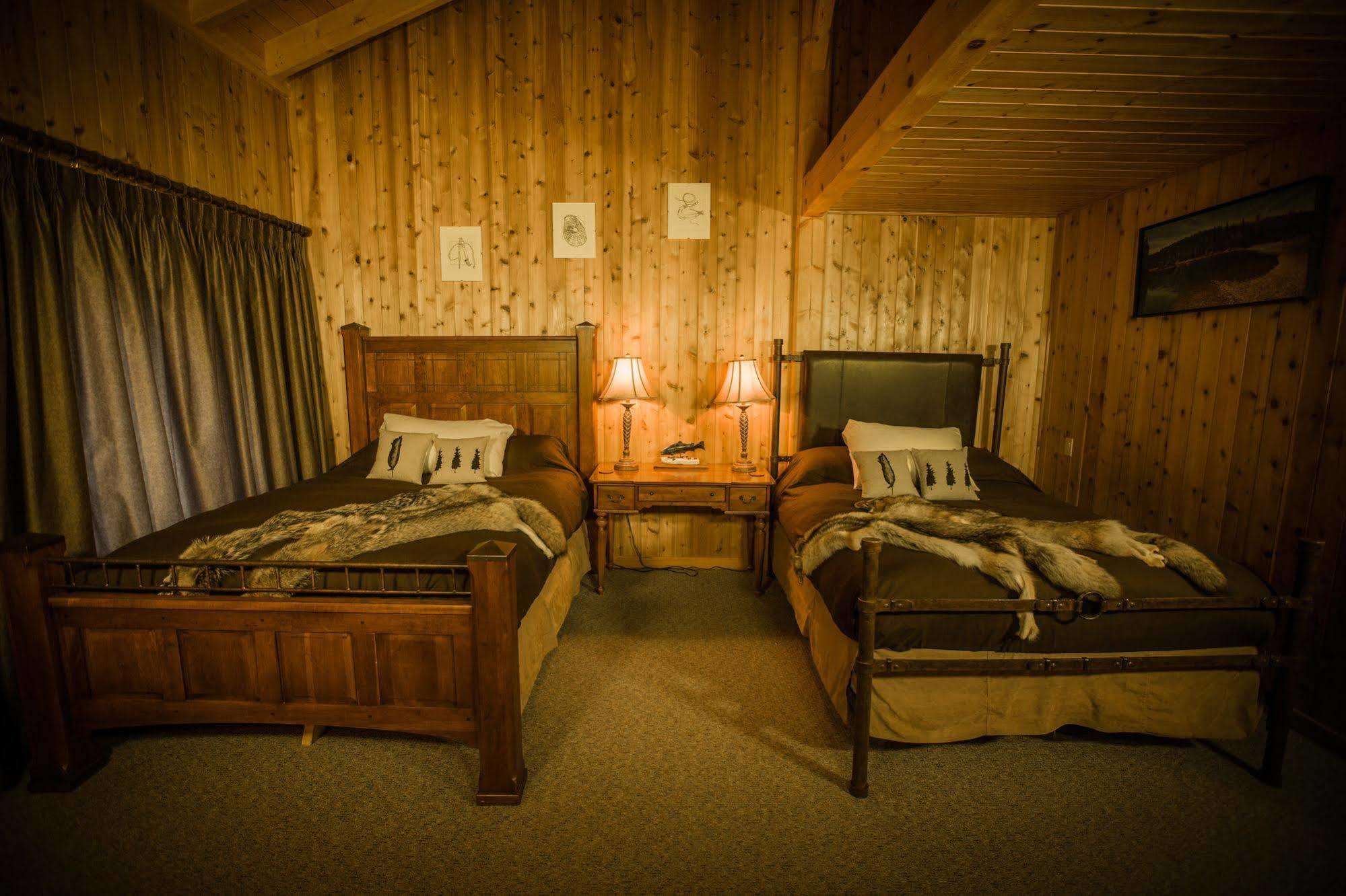 Bear Claw Lodge Kispiox Экстерьер фото
